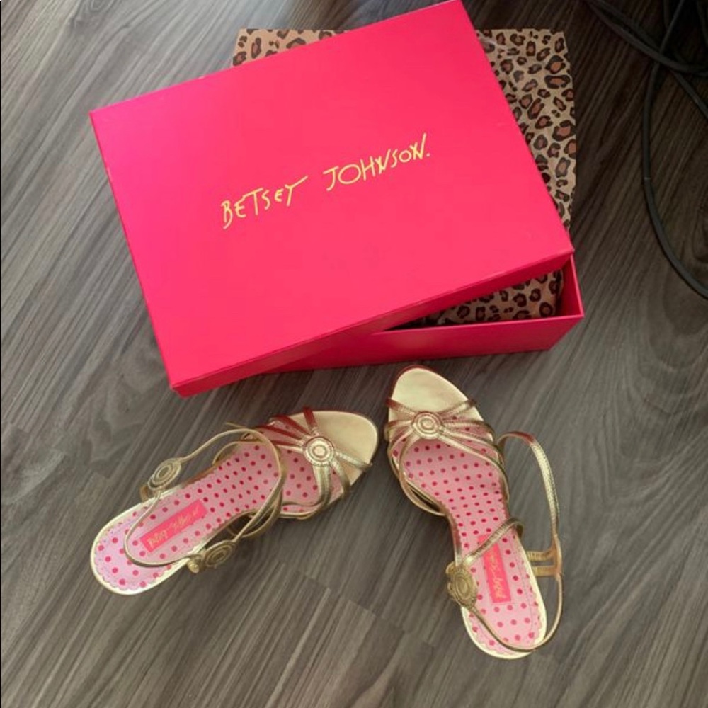 Betsey Johnson Gold Heels